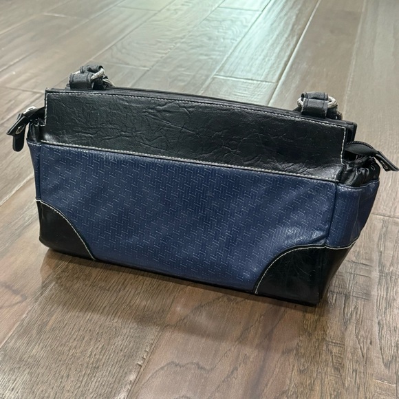 Miche Purse - Picture 5 of 10